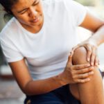 Dor no joelho ao dobrar e agachar